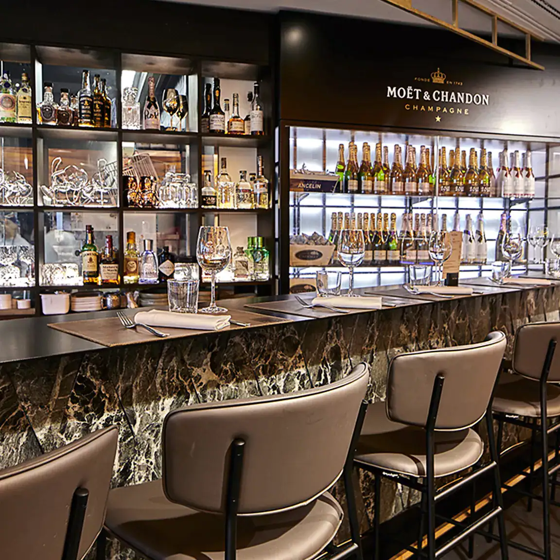 Moët & Chandon Champagne Bar